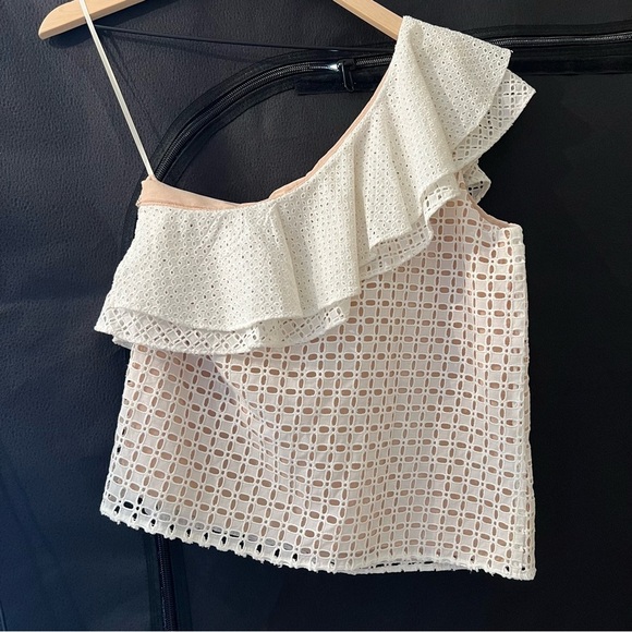 NWT J. Crew White One Shoulder Eyelet Ruffle Blouse Top Size 4 Preppy Feminine - Picture 6 of 8